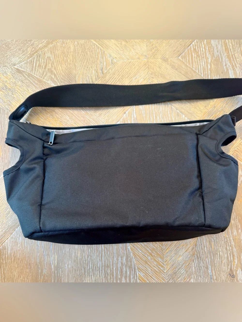 Doona Essentials Bag / Stroller Organizer – Black
